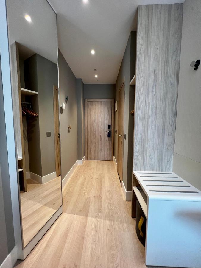 Holiday Inn Express - Madrid - Airport By Ihg Exterior foto