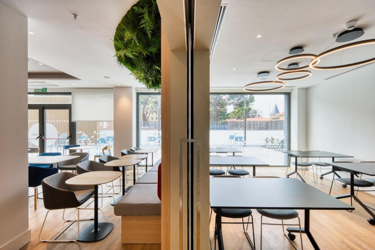 Holiday Inn Express - Madrid - Airport By Ihg Exterior foto